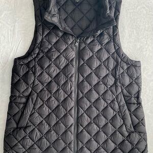 Athleta Dark Quilted Vest